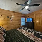 Ern807 - Black Bearry Ridge - Great Location! Close To All The Action! Cabin