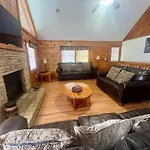 Er19 - Fryemont Great Location - Close To Town! Cabin