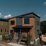 Family Cabin With Pool - Gym - Hot Tub - Game Room
