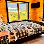 Smoky Best - Mountain Top Hideaway