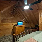 Er206 - Mountain Rendezvous Great Location - Close To Town! Cabin