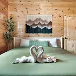 Lykke Lodge