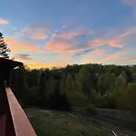 Luxurious Pigeon Forge Cabin, W/ Hottub, Easydrive, Arcade Game, Panoramic Views