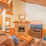 Moonlight Lodge Family Cabin