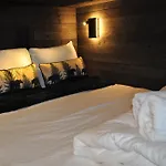 Relax At Forge Chalet Tranquil Retreat Near Attractions