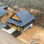 Evergreen Parkway Retreat Views Hot Tub Arcade