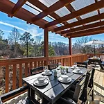 Family Friendly, Dollywood, Cal Ripken, Hot Tub