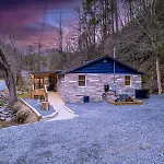 Bear Paradise Cabin