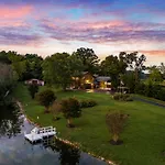 Haven On The Pond