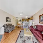 Lazy Bear Whispering Pines 111