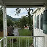 2Br Smoky Mountain Retreat