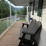Tranquil 2Br Mountain Escape Near Dollywood