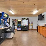 2Br Rustic Cabin With Views And Parking