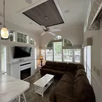 1Br Model Home With Loft