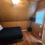Tranquil Mountain Cabin Retreat Near Anakeesta