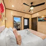 The Charlotte Cabin Hot Tub Fireplace Multicade