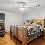 Lucky Charm Is An Inviting 3 Bedroom Retreat Nestled In The Woods Minutes From The Pkwy!