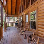 Are We Bear Yet Rustic 1Br Cabin With Hot Tub Pools & Fireplace1 Mile From Parkway