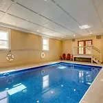 Sleeps 28 - Luxe Smokies Cabin Game Room Hot Tub Views Near Attractions