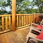Rising Eagle Lodge - Eight Bedroom