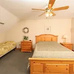 Briarstone Lodge Condo 13D - Two Bedroom