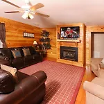 Pinnacle View 7B - Three Bedroom