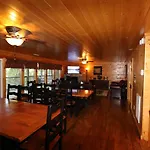 Hidden Springs Lodge