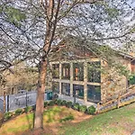 Spacious Resort Condo Central Locale By Dollywood