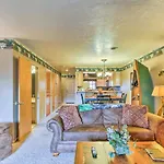 Spacious Resort Condo Central Locale By Dollywood