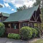 Wilderness Theater And Lodge, 3 Bedrooms, Sleeps 10, Game Room, Hot Tub