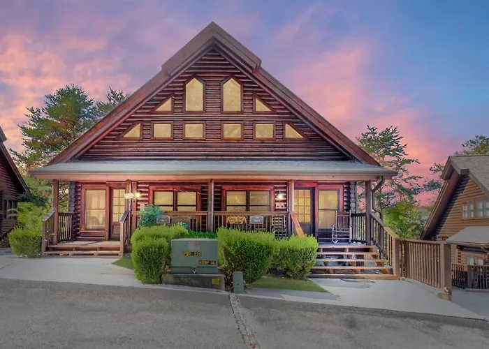 2 Miles From Dollywood Family Resort With Seasonal Outdoor Swimming Pool, Year Around Heated Indoor Swimming Pool, Townhome Style Cabin, Private Hot Tub, Arcade, Tv, Wifi, Kitchen With Refrigerator, Washer And Dryer
