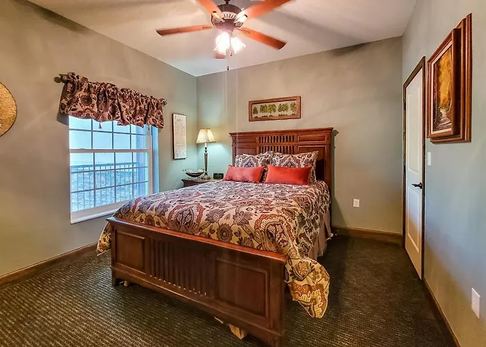 River Place 527