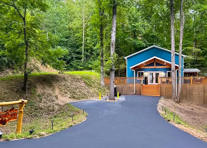 Serenity Cabin