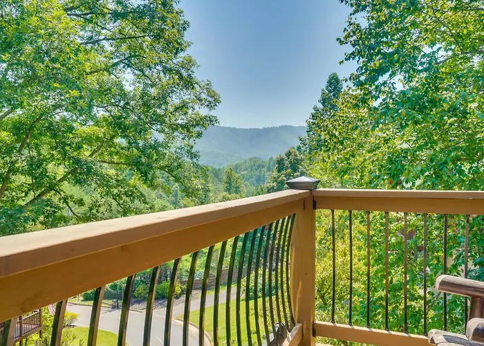 Pigeon Forge Cabin With Hot Tub 5 Mi To Dollywood