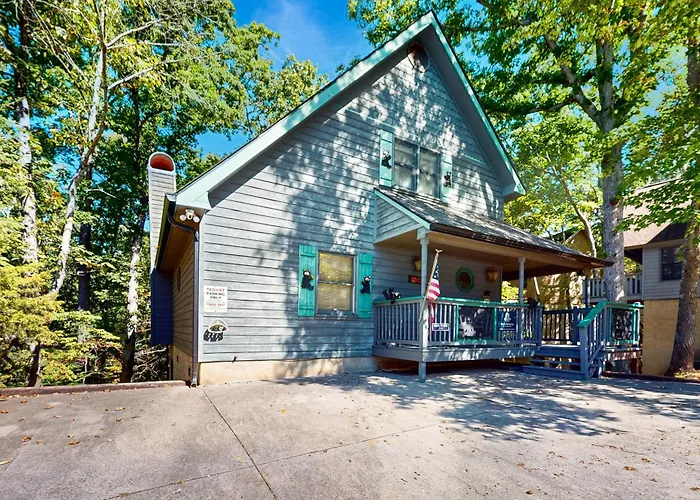 Big Bear Hug Cabin