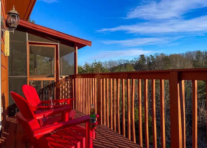 Luxurious Pigeon Forge Cabin, W/ Hottub, Easydrive, Arcade Game, Panoramic Views