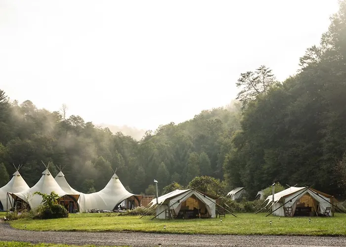 Under Canvas Great Smoky Mountains