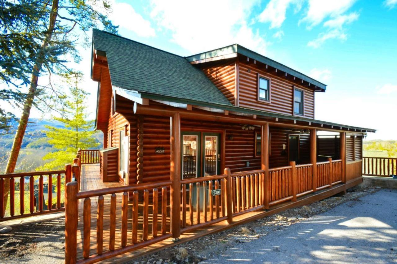 Smoky Mountain Haven * Pigeon Forge