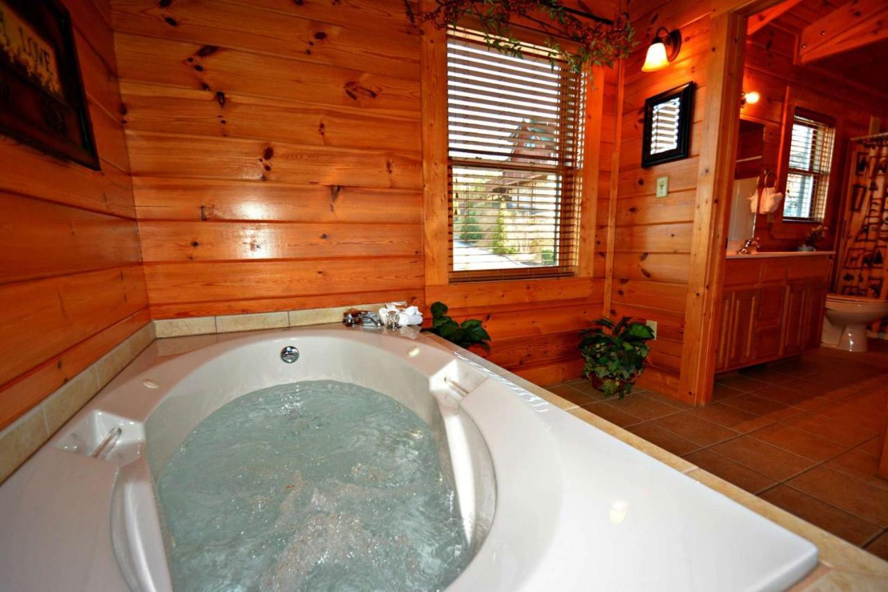 Smoky Mountain Haven * Pigeon Forge