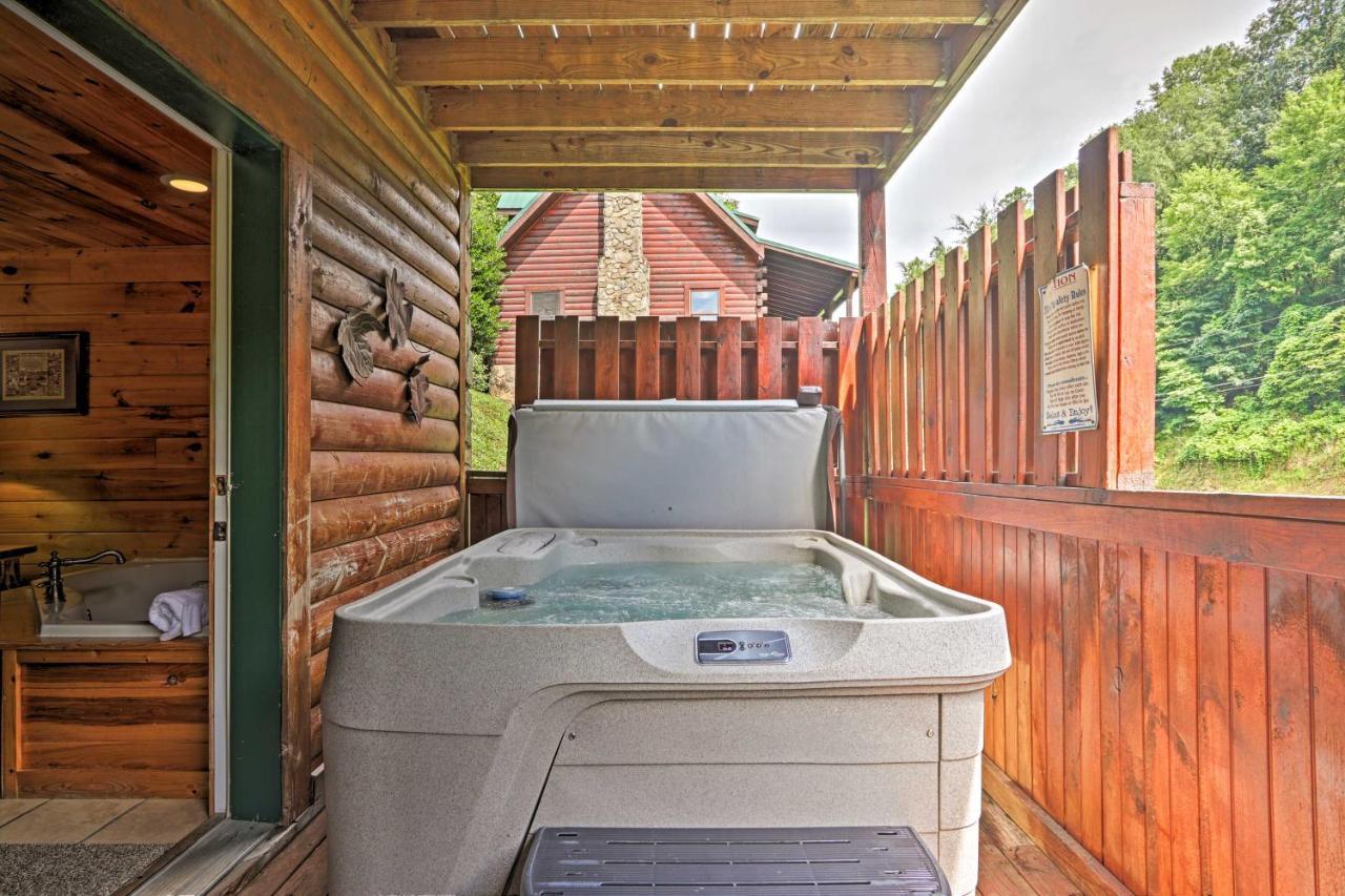 Smoky Mountain With Game And Hot Tub! *