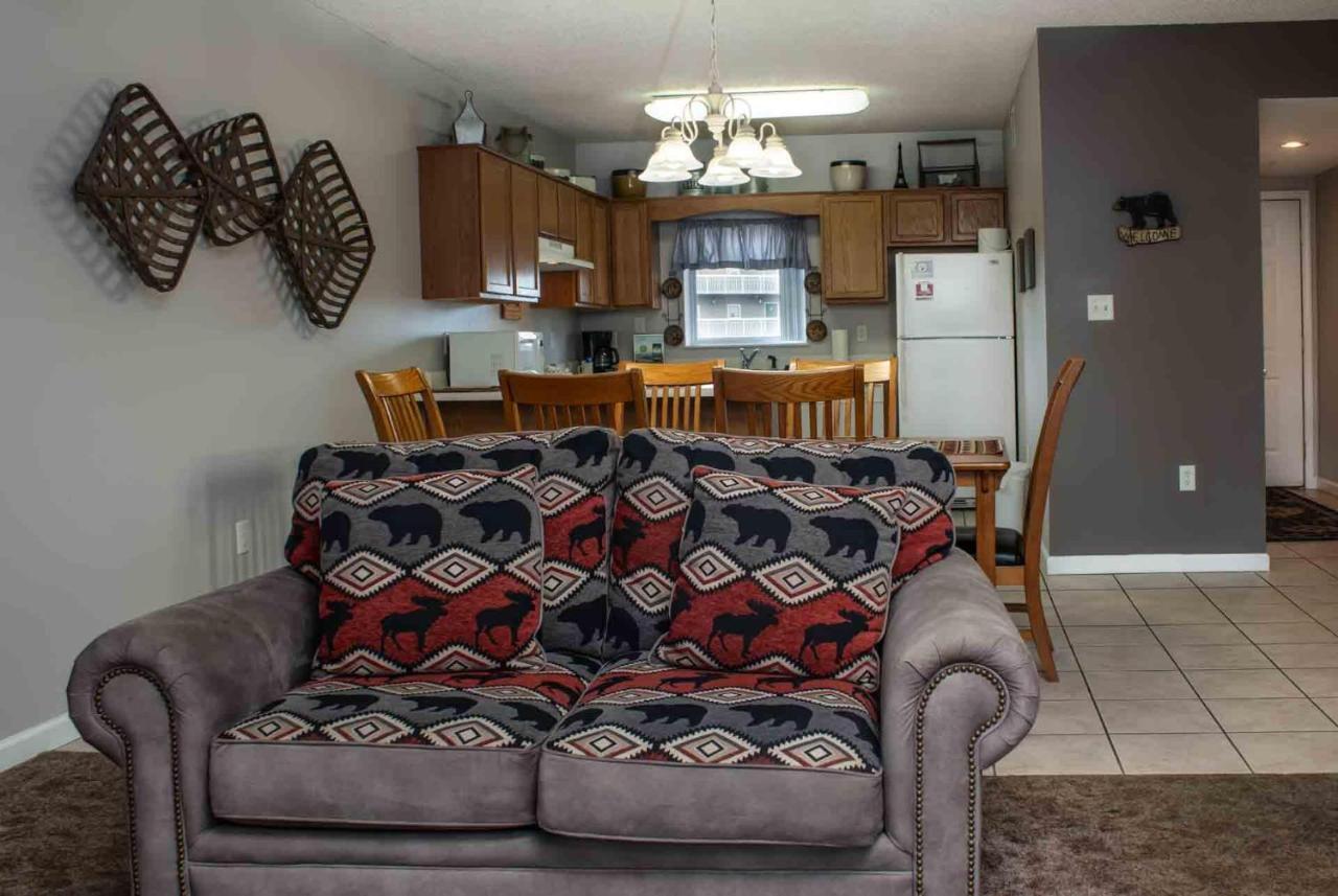 Whispering Pines 634 Holiday home