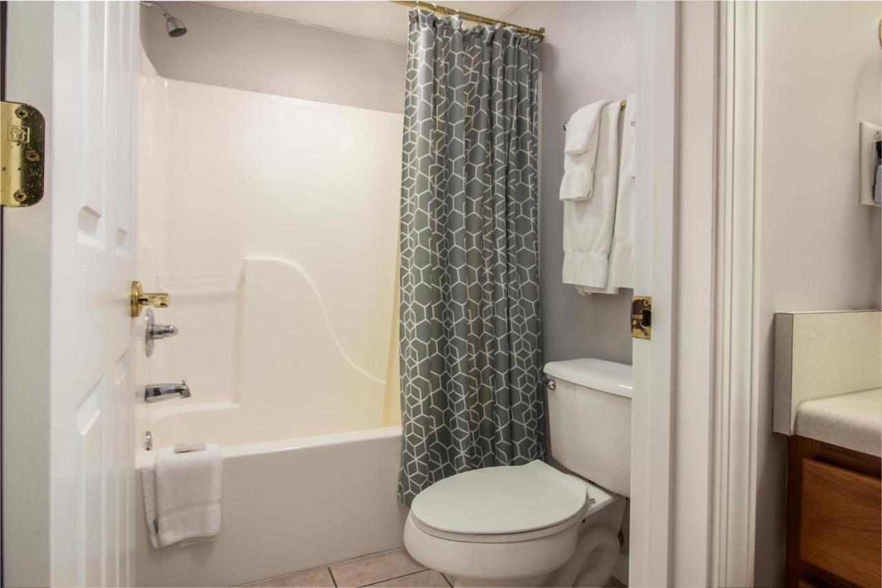 Holiday home Whispering Pines 634
