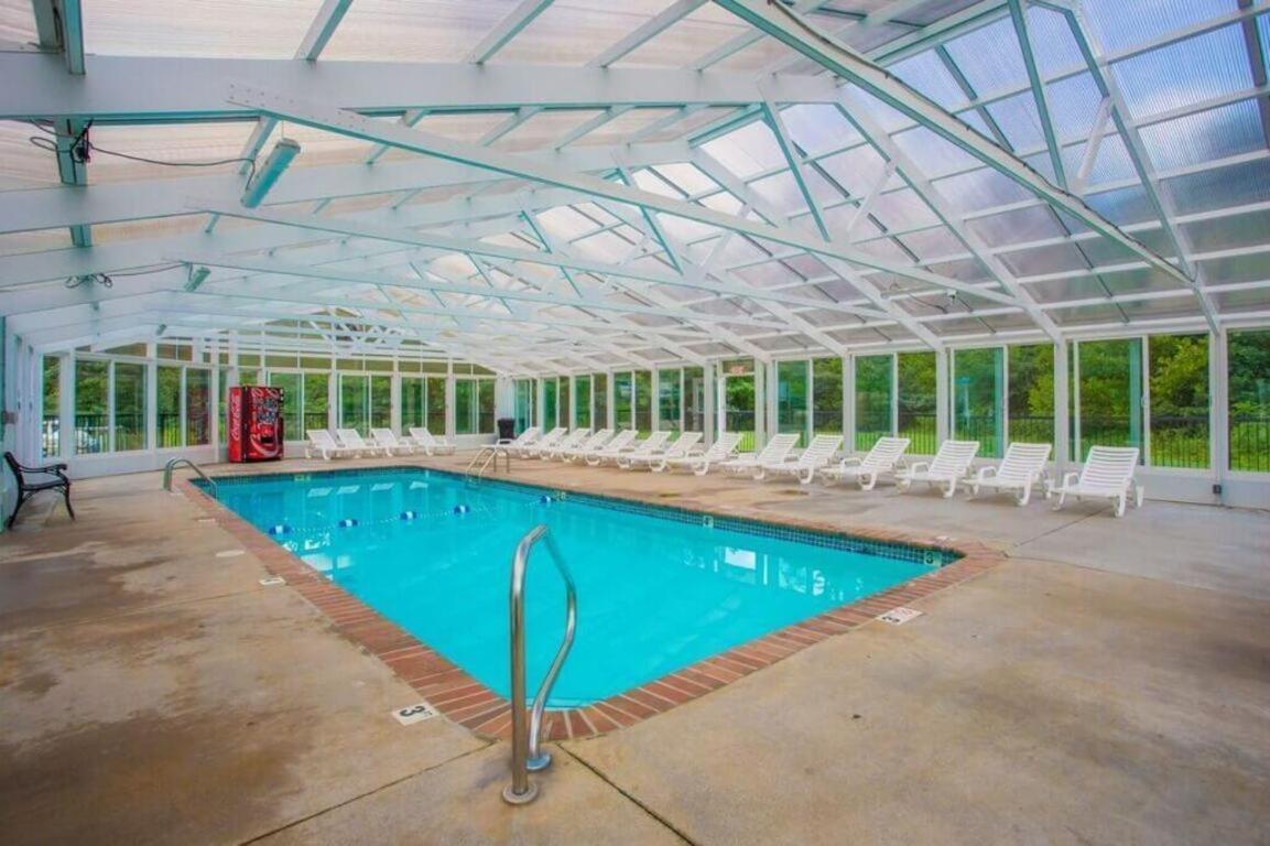 Mountain View 2605 - Free Daily Activities - Indoor And Outdoor Pool - Beautiful Mountain Views Pigeon Forge