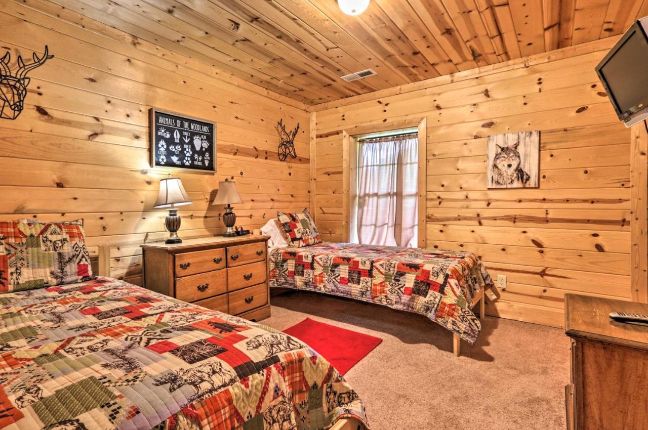 Log Cabin With Deck And Hot Tub 5 Mi To Dollywood! * Pigeon Forge