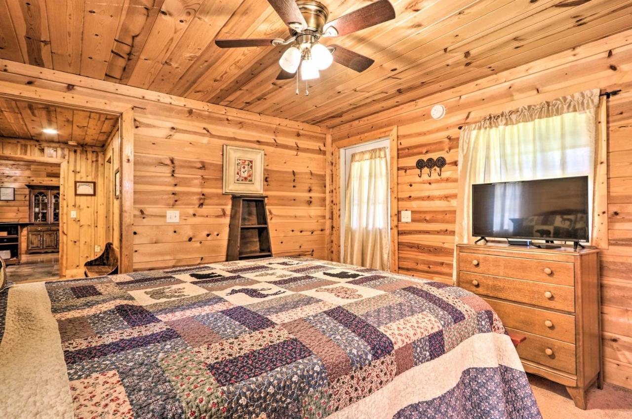 Log Cabin With Deck And Hot Tub 5 Mi To Dollywood! * Pigeon Forge