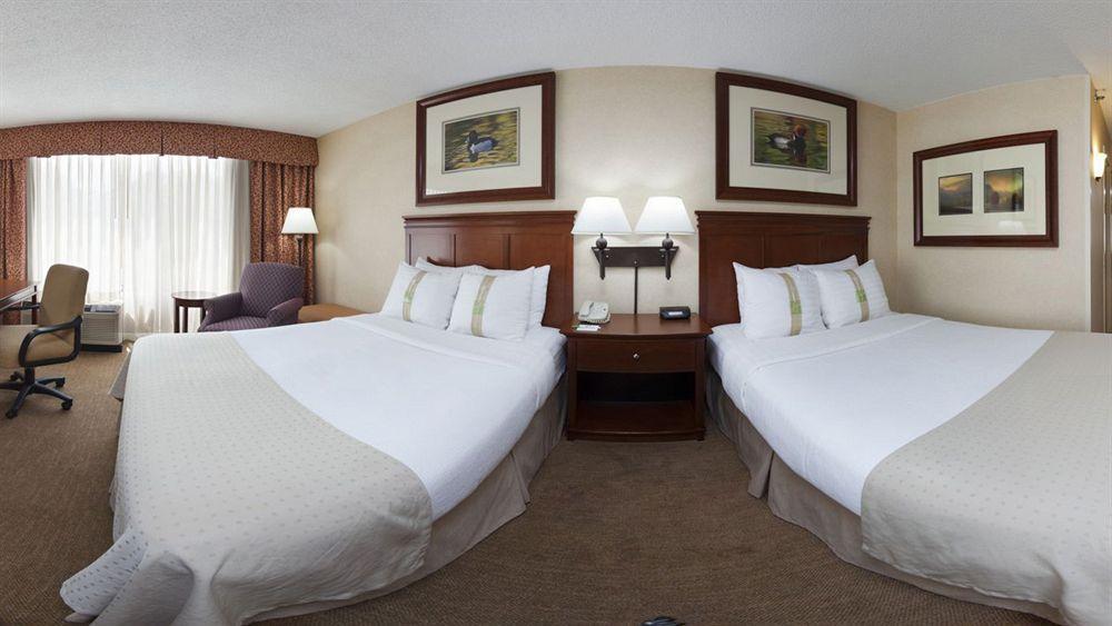 The Ramsey And Convention Center Hotel