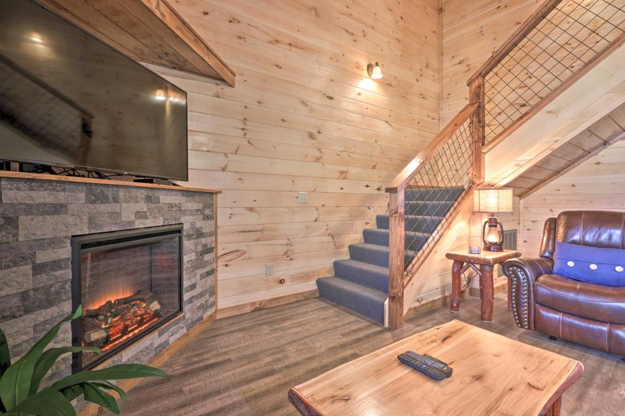 Holiday home With Hot Tub 1 Mi To Parkway Pigeon Forge