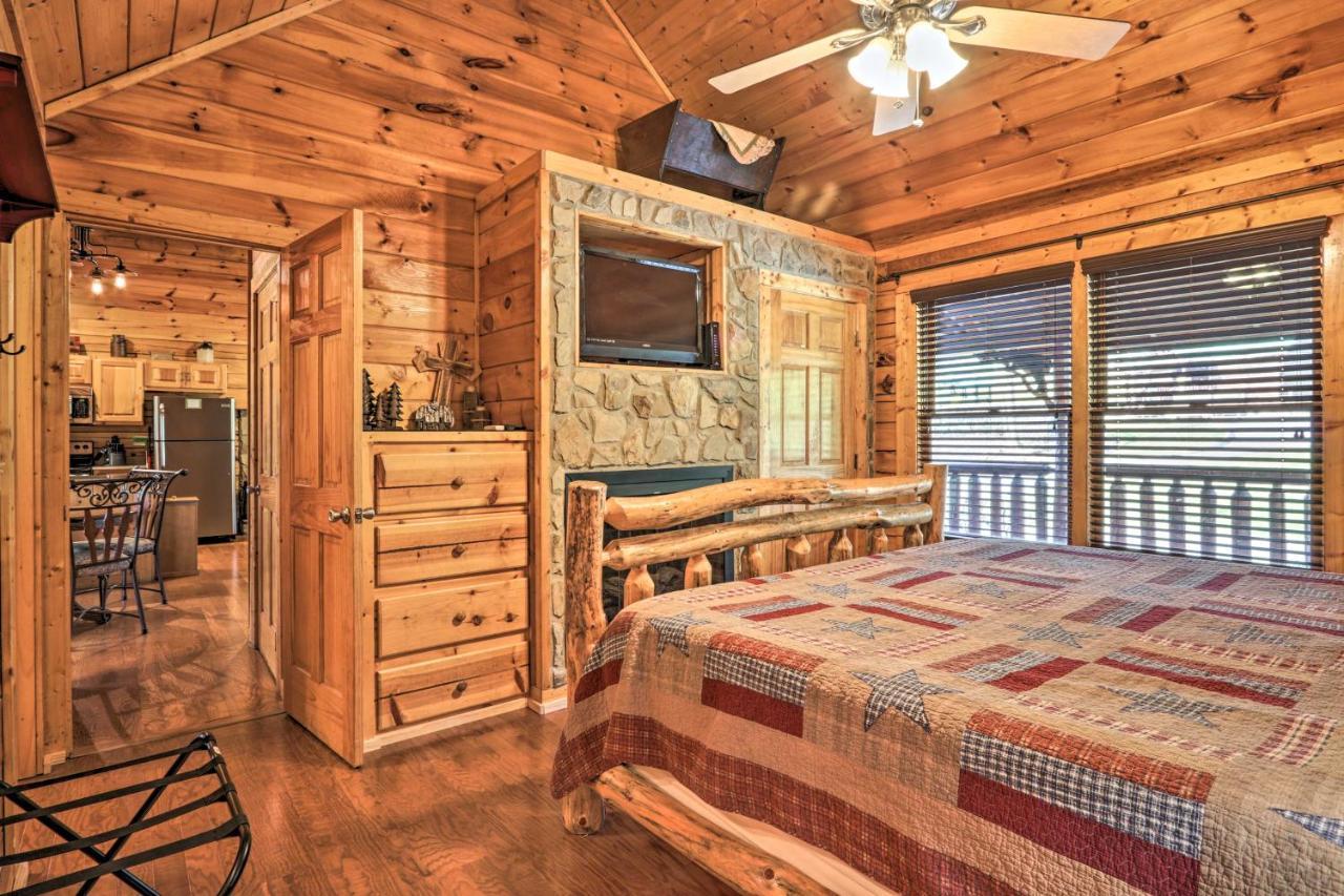 Holiday home Smoky Mountain With Game And Hot Tub! Pigeon Forge