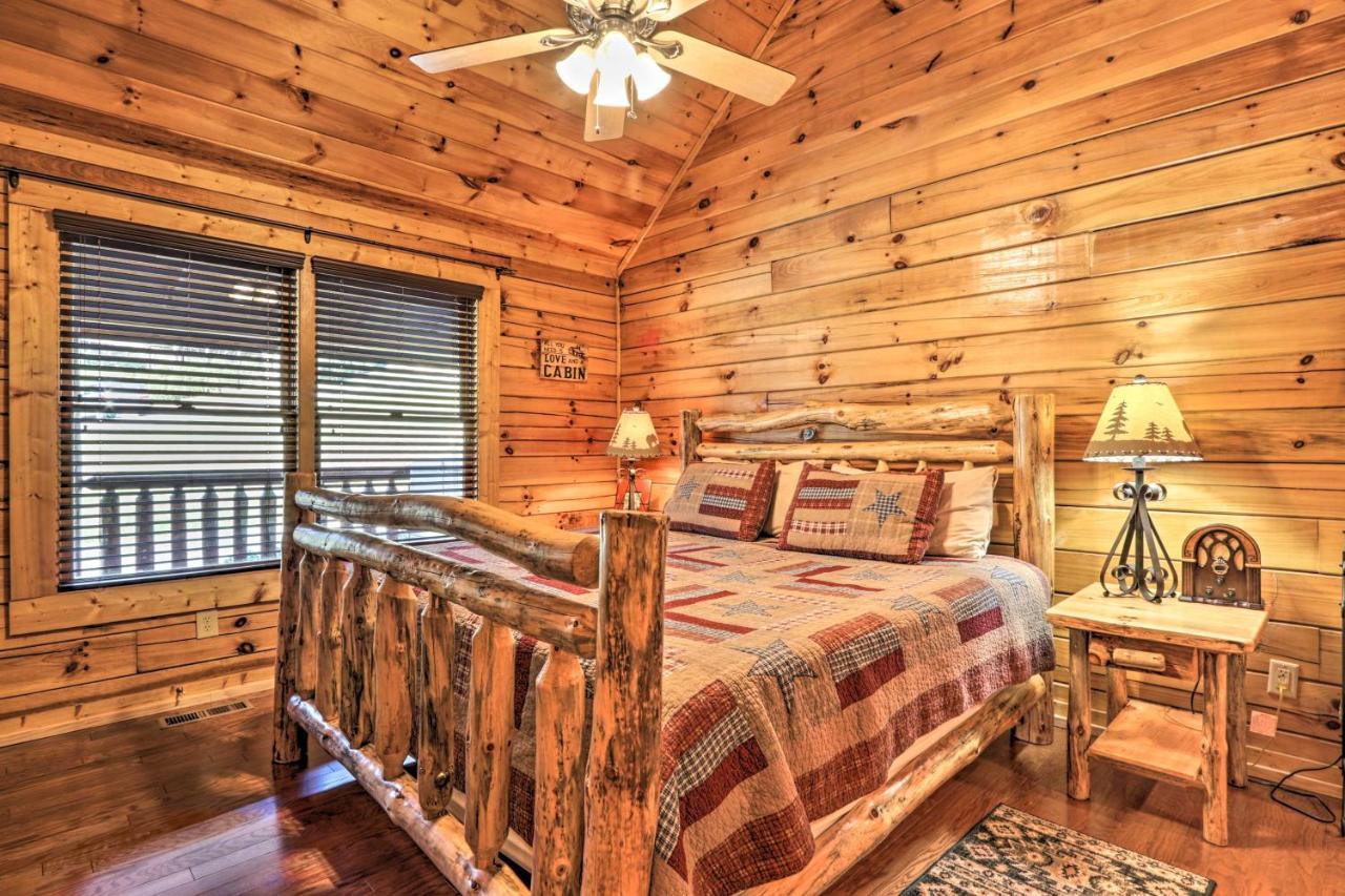 Holiday home Smoky Mountain With Game And Hot Tub!