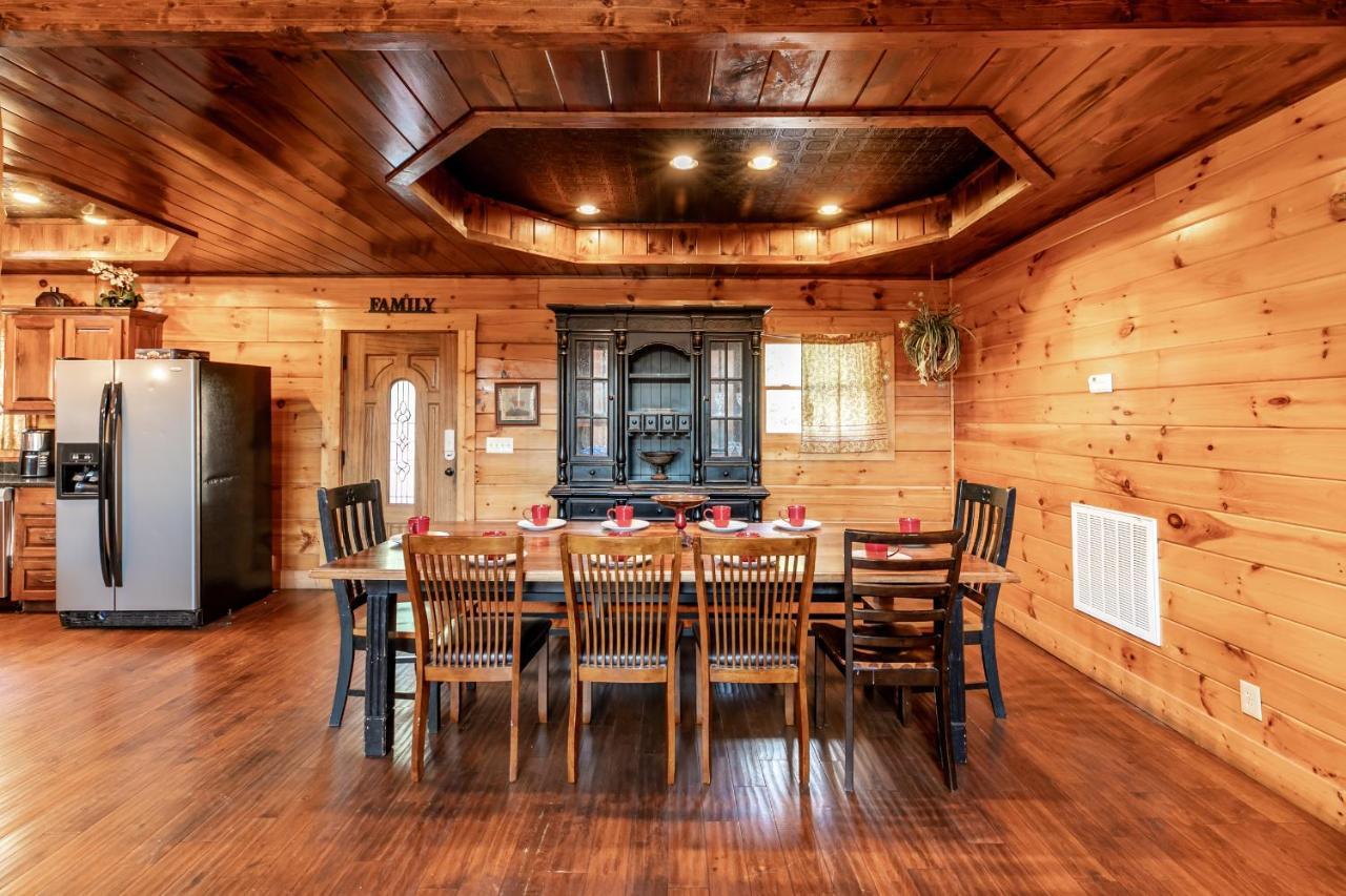 Smokystays 6 Bedroom